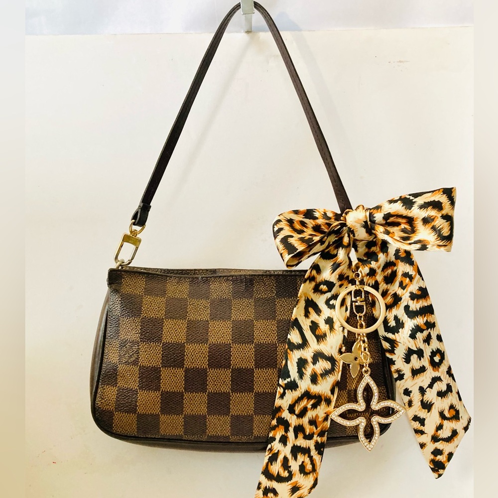 Louis Vuitton Damier Navona